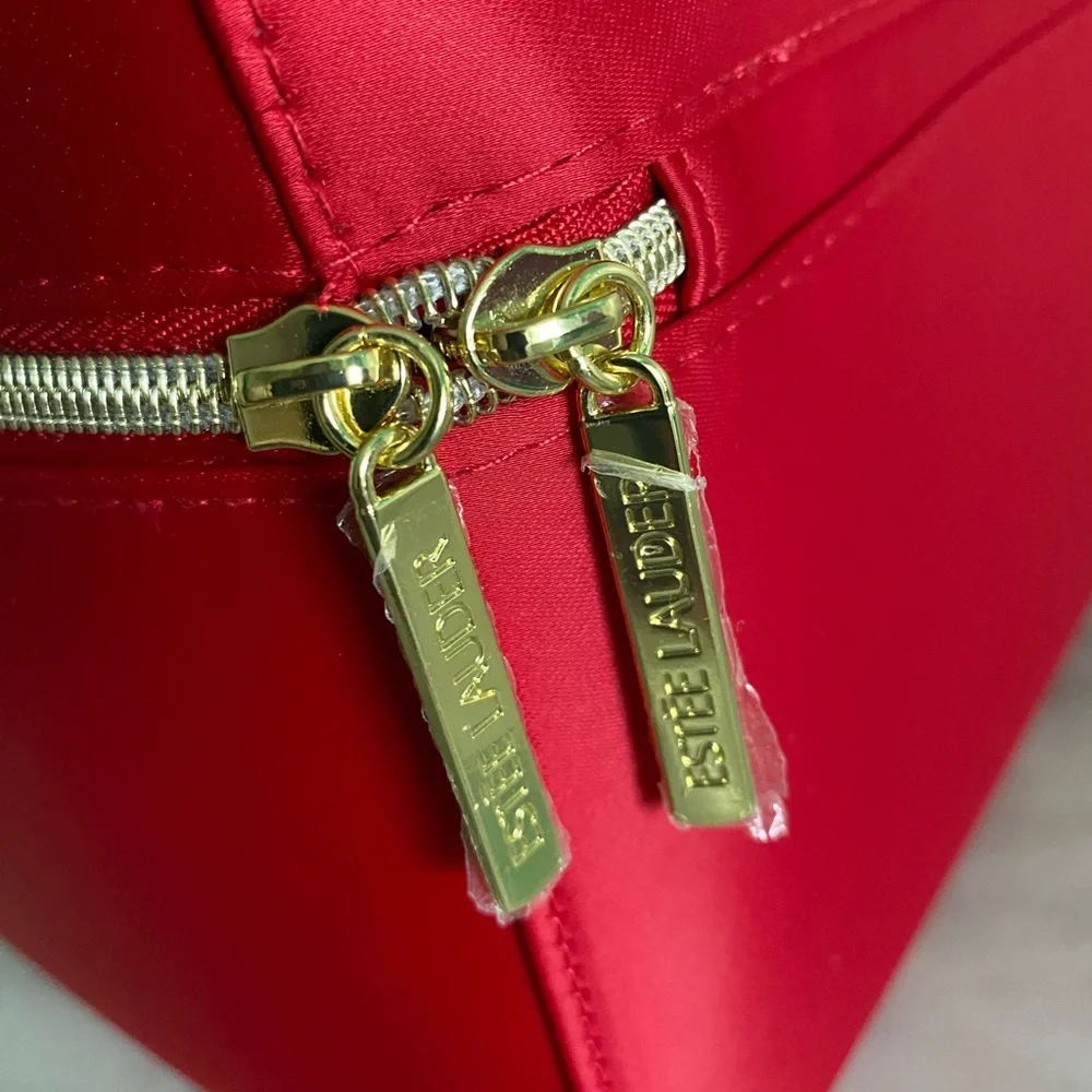 Red Large Train case - Picture 8 of 11